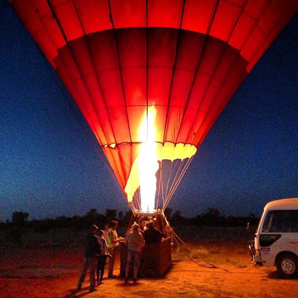 Alice_Springs_Northern_Territory_Australia_Hot_Air_Balloon