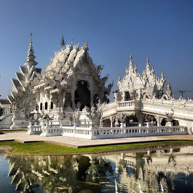 Chiang_Rai_Thailand_White_Temple
