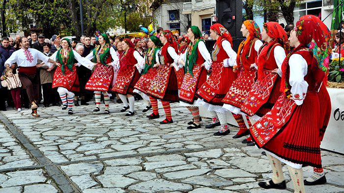 2. 1000 Bulgarian costumes in one place_Europe_Davidsbeenhere, Photo credit - www.destinationrazlog.com