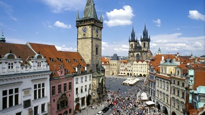 prague-old-town-square-davidsbeenhere