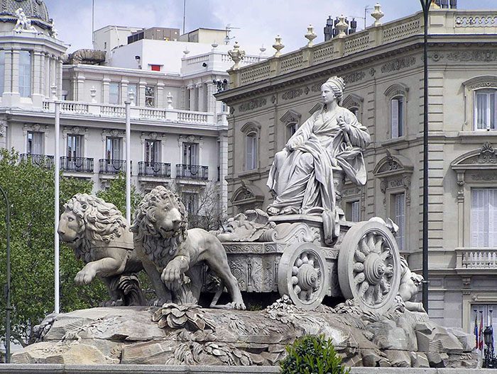 Plaza de Cibeles_Madrid_Spain_Davidsbeenhere