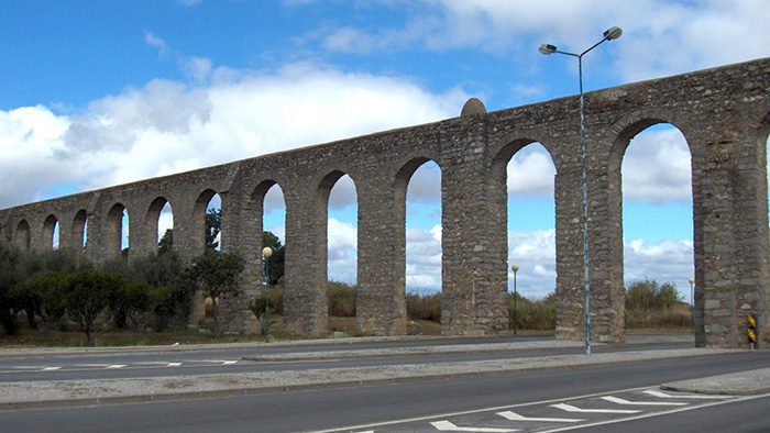 Silver Water Roman Aqueduct_Evora_Portgual_Davidsbeenhere2