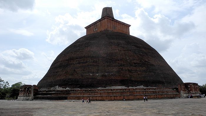 Jetavanaramaya_Stupa_Adnuradhapure_SriLanka_Asia_Davidsbeenhere4