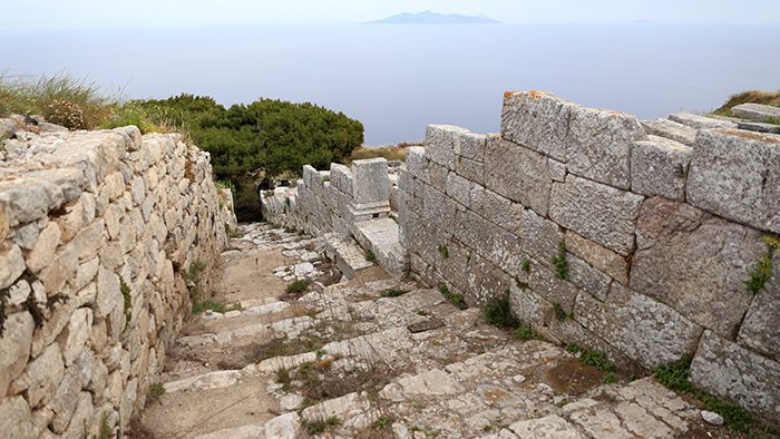 10_Ancient_Greek_Sites_on_Greek_Islands_Europe_Davidsbeenhere