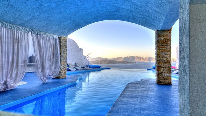 Best_Boutique_Hotels_in_Santorini_Greece_Europe_Davidsbeenhere