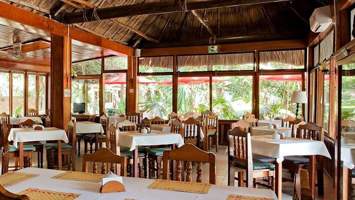 Best_Hotels_to_Stay_near_Tikal,_Guatemala_Davidsbeenhere