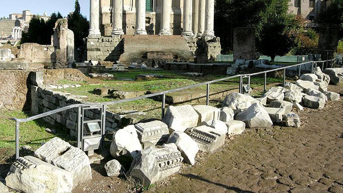 Roman_Ruins_of_Rome_Italy_Europe_Davidsbeenhere18