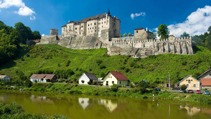 The_5_Best_Castles_to_Visit_Outside_of_Prague_Czech_Republic_Europe_Davidsbeenhere9