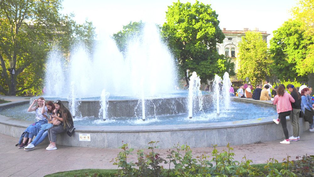 The fountain in front of the Odessa National Academic Theatre of Opera and Ballet.