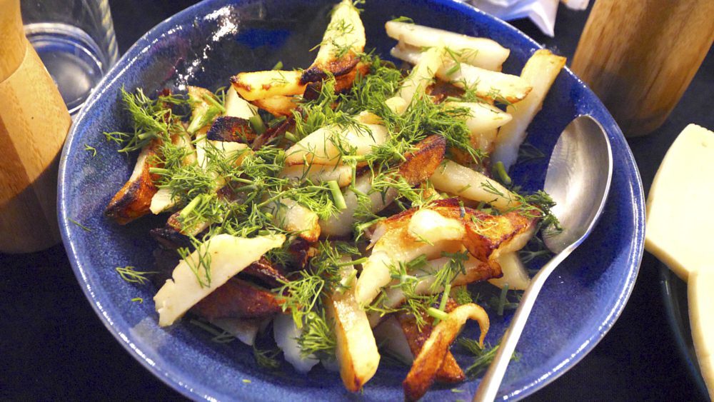 Fried potatoes with dill at Lost Ridge Inn