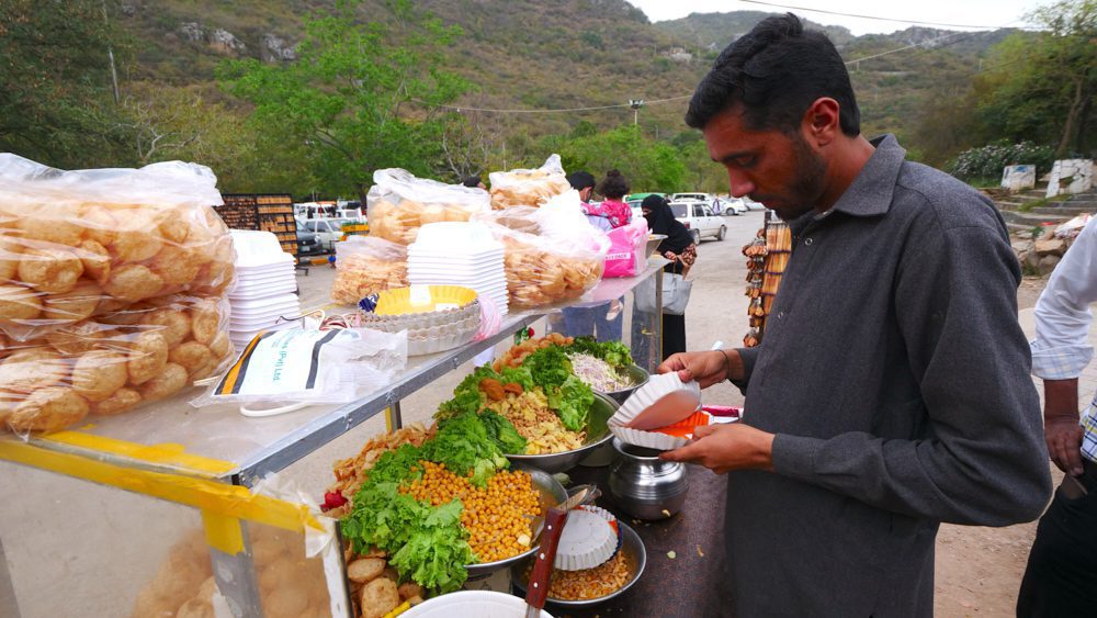 A street food vendor at Margalla Hills north of Islamabad, Pakistan