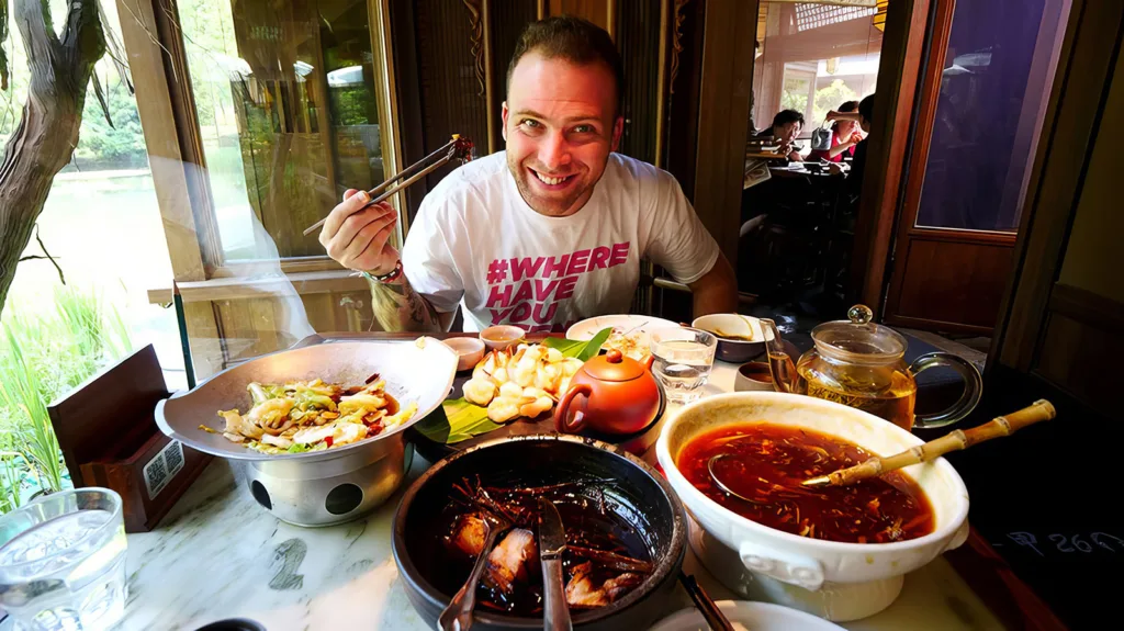 Enjoying an amazing Chinese food feast in Hangzhou, China | Davidsbeenhere 