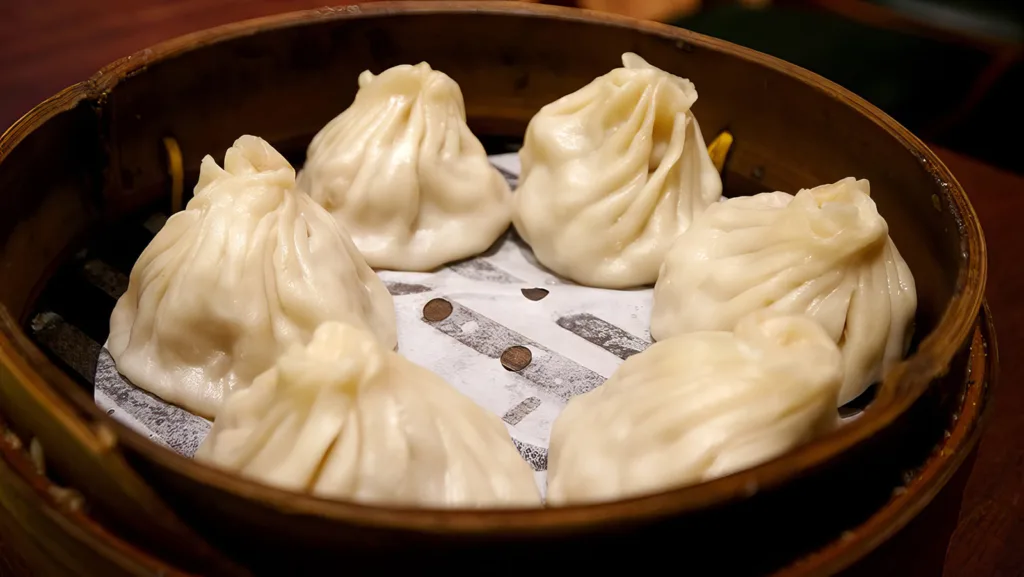 Freshly steamed xiaolongbao are a staple Chinese food in Shanghai | Davidsbeenhere