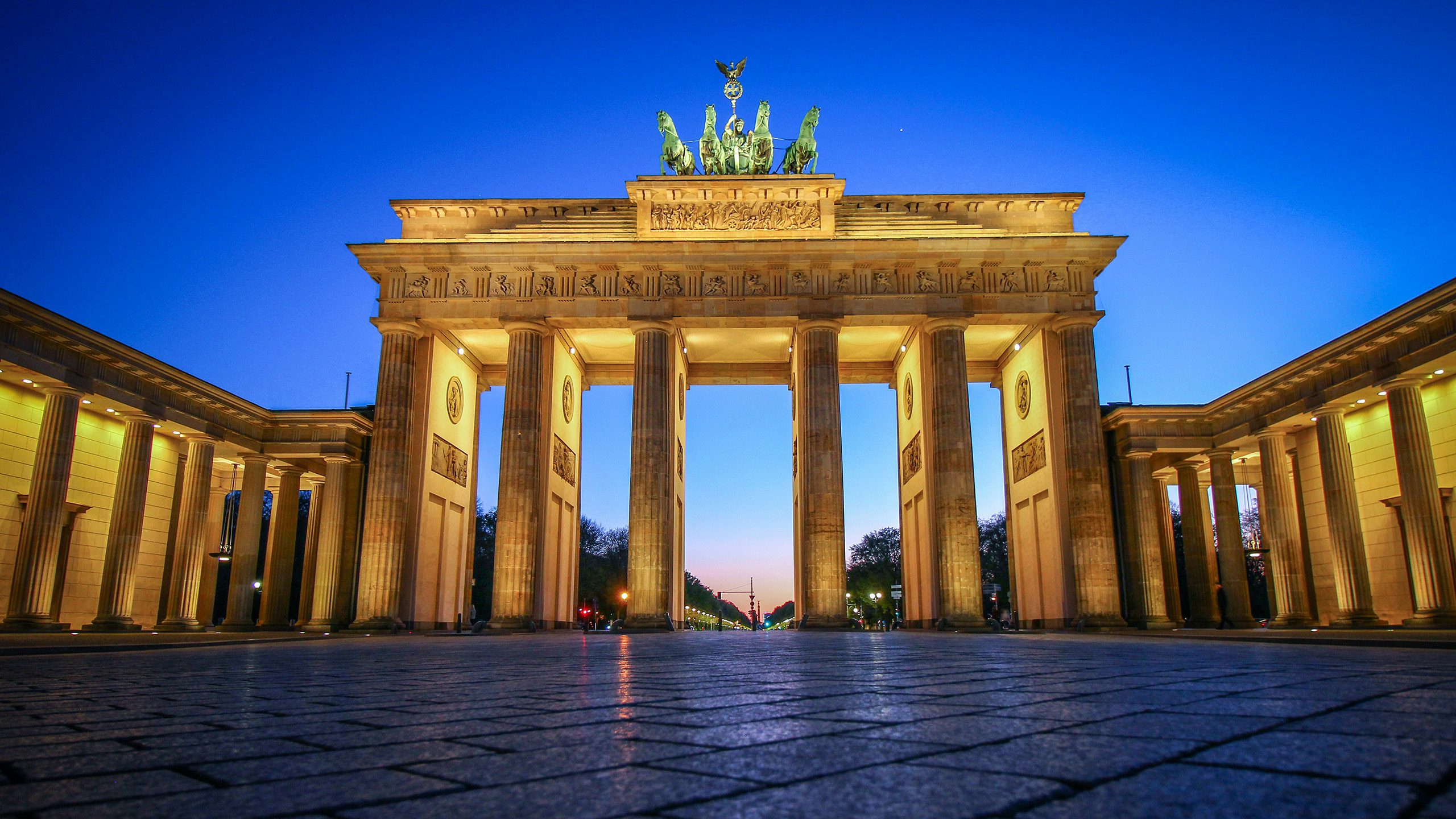 Brandenburg Gate in Berlin, Germany | Davidsbeenhere